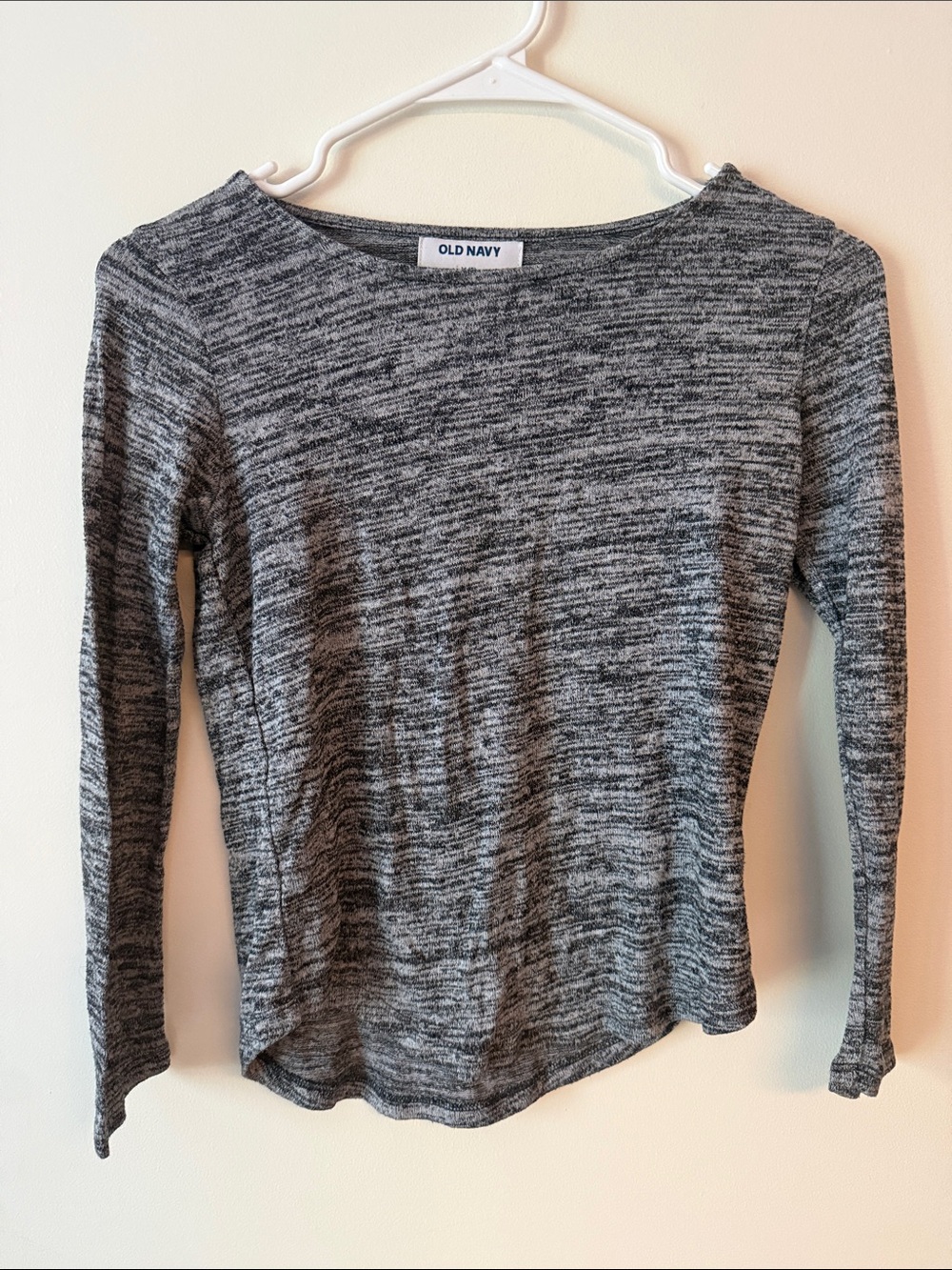 Old Navy Black and Gray Marled Long Sleeve Tee
